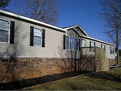 2108 Quakenbush Rd, Snow Camp, NC 27349 - photo 2