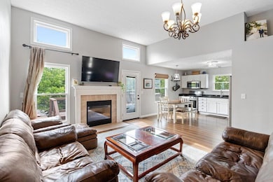 3102 Menzola Drive-16.jpg-SMALL