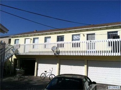 Rear Duplex with 4 garages