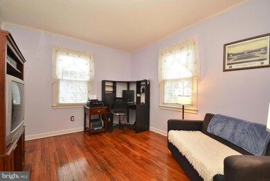 1813 Dunwoody Rd, Parkville, MD 21234 - photo 3