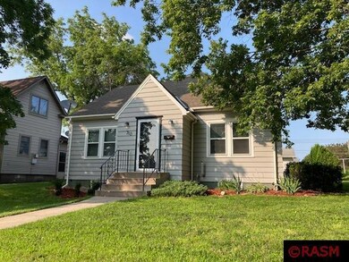 310 310 North Jefferson St, New Ulm, MN 56073 - photo 2