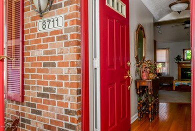 8711 Astrid Ave, Louisville, KY 40228 - photo 5