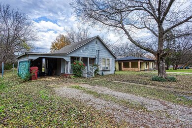 809 Seven Oaks Rd, Bonham, TX 75418 - photo 3