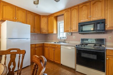 26 Wamsutta Ave, Acushnet, MA 02743 - photo 5