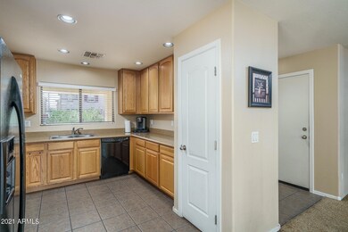 7) KITCHEN
