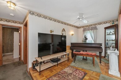 33 Allendale Ave, Billerica, MA 01821 - photo 7