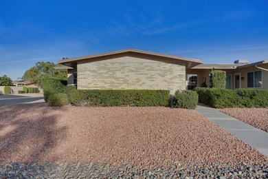 10042 W Ocotillo Dr, Sun City, AZ 85373 - photo 2