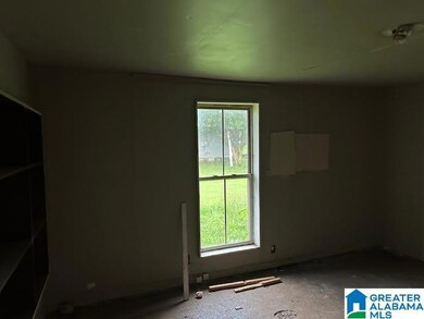 1024 Simmons St, Bessemer, AL 35020 - photo 6
