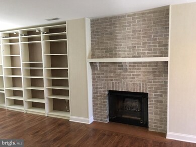 2404 Yarmouth Ln, Crofton, MD 21114 - photo 2