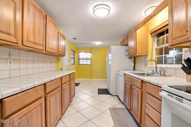 7532 Jana Ln S, Jacksonville, FL 32210 - photo 7