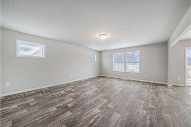 STG134-E2070-Great Room3