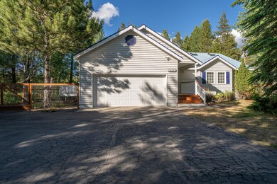 56462 Eclipse Dr, Bend, OR 97707 - photo 3