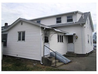 158 Pine St, Pawtucket, RI 02860 - photo 2