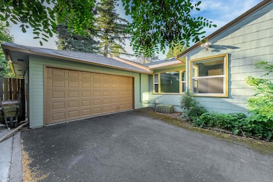 750 Park St, Ashland, OR 97520 - photo 5