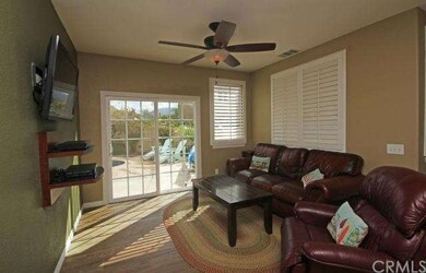 Sunroom -with direct access to the private pool an