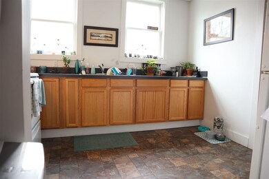 87 Union Square unit 1, Milford, NH 03055 - photo 4