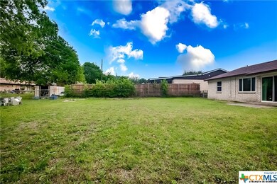 923 Randa St, Copperas Cove, TX 76522 - photo 5