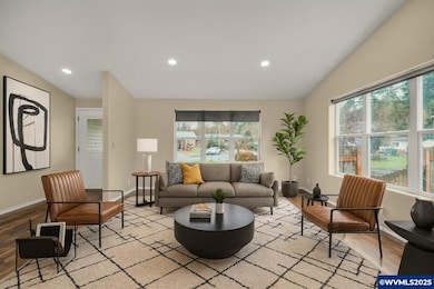 1780 Grape Ct, Sweet Home, OR 97386 - photo 2