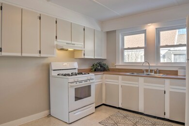 61 Howard St, Keene, NH 03431 - photo 5