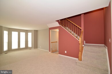 2551 James Monroe Cir, Herndon, VA 20171 - photo 3