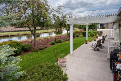 4013 SW Tommy Armour Ln, Redmond, OR 97756 - photo 3