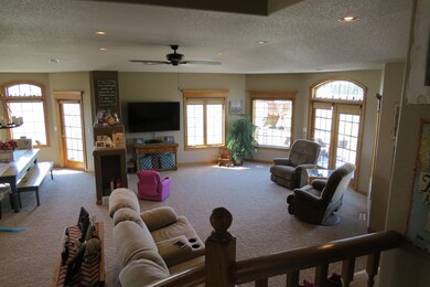 253 25th Ave NE, Jamestown, ND 58401 - photo 7