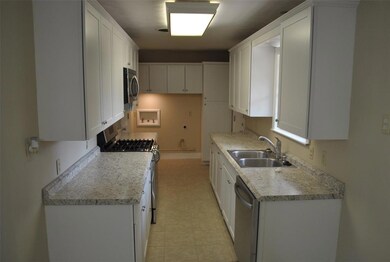 22 Circle Dr, Denison, TX 75021 - photo 5