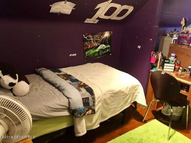 Upper Bedroom