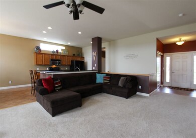 1408 Quail Ridge Rd, Cedar Falls, IA 50613 - photo 6