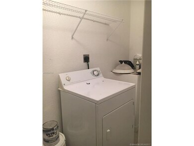 7246 NW 113th Place, Doral, FL 33178 - photo 6