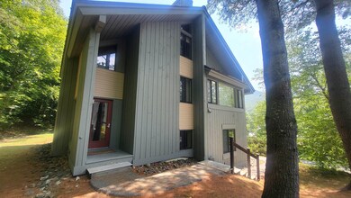 23 Birch Rd unit 2 Upper, Lincoln, NH 03251 - photo 2