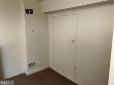 524 Brunswick St, Baltimore, MD 21223 - photo 6