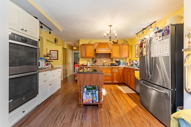 photos_high_resolution_114_Garden_Cir_11