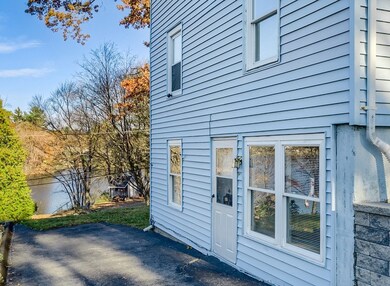 37 Indian Lake Pkwy, Worcester, MA 01605 - photo 6