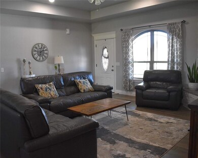 5329 NE Elk Point Rd, Elgin, OK 73538 - photo 7