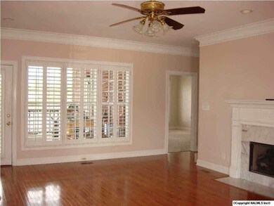 221 Lakepoint Dr, Gadsden, AL 35901 - photo 5