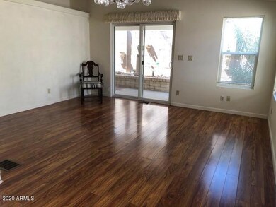 Living room 3