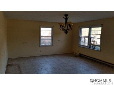 119 Leslie Way, Hendersonville, NC 28792 - photo 6