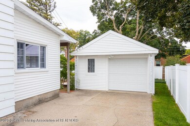 1425 Clifton Ave, Lansing, MI 48910 - photo 3