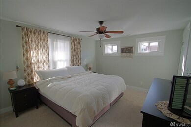 1842 Lafromboise St, Enumclaw, WA 98022 - photo 7