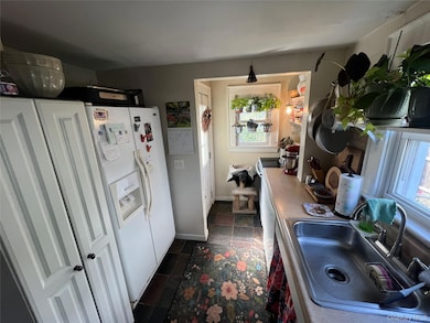 204 Howell St, Bellmore, NY 11710 - photo 5