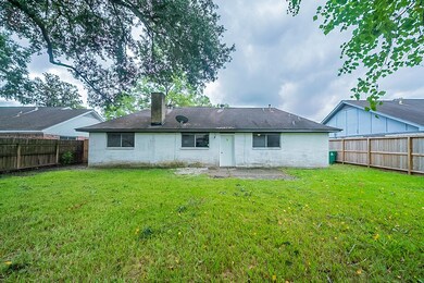 4006 Lemon Tree Ln, Houston, TX 77088 - photo 7