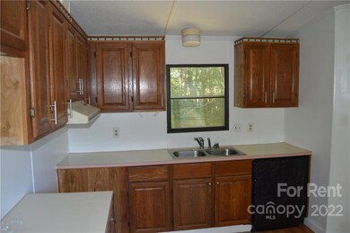 127 Estate Dr, Statesville, NC 28625 - photo 4