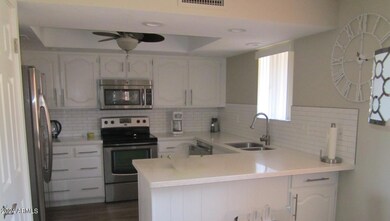 9-137N KITCHEN
