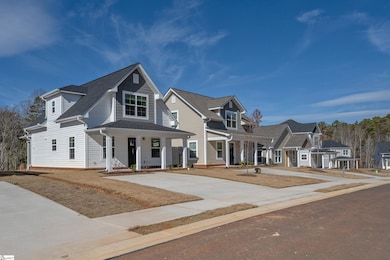 207 Waltham Ct, Greenville, SC 29617 - photo 2