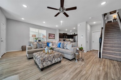 3933 Hometown Blvd, Heartland, TX 75126 - photo 3