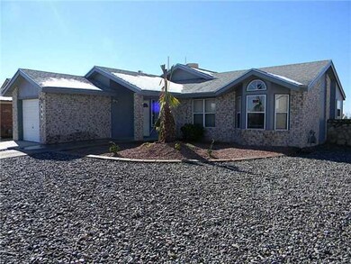 600 Orchid Dr, Horizon City, TX 79928 - photo 2