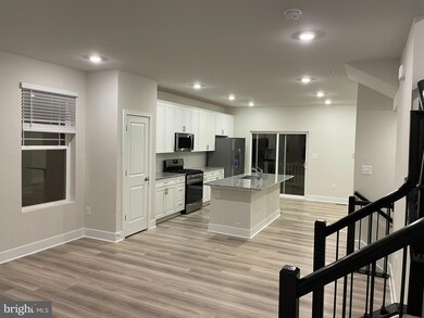 7869 Bluelick Run Rd, Baltimore, MD 21244 - photo 7