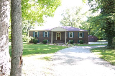 308 Rockwood Ln, Mount Washington, KY 40047 - photo 2