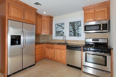 40 Cedar Ave, North Middletown, NJ 07748 - photo 2